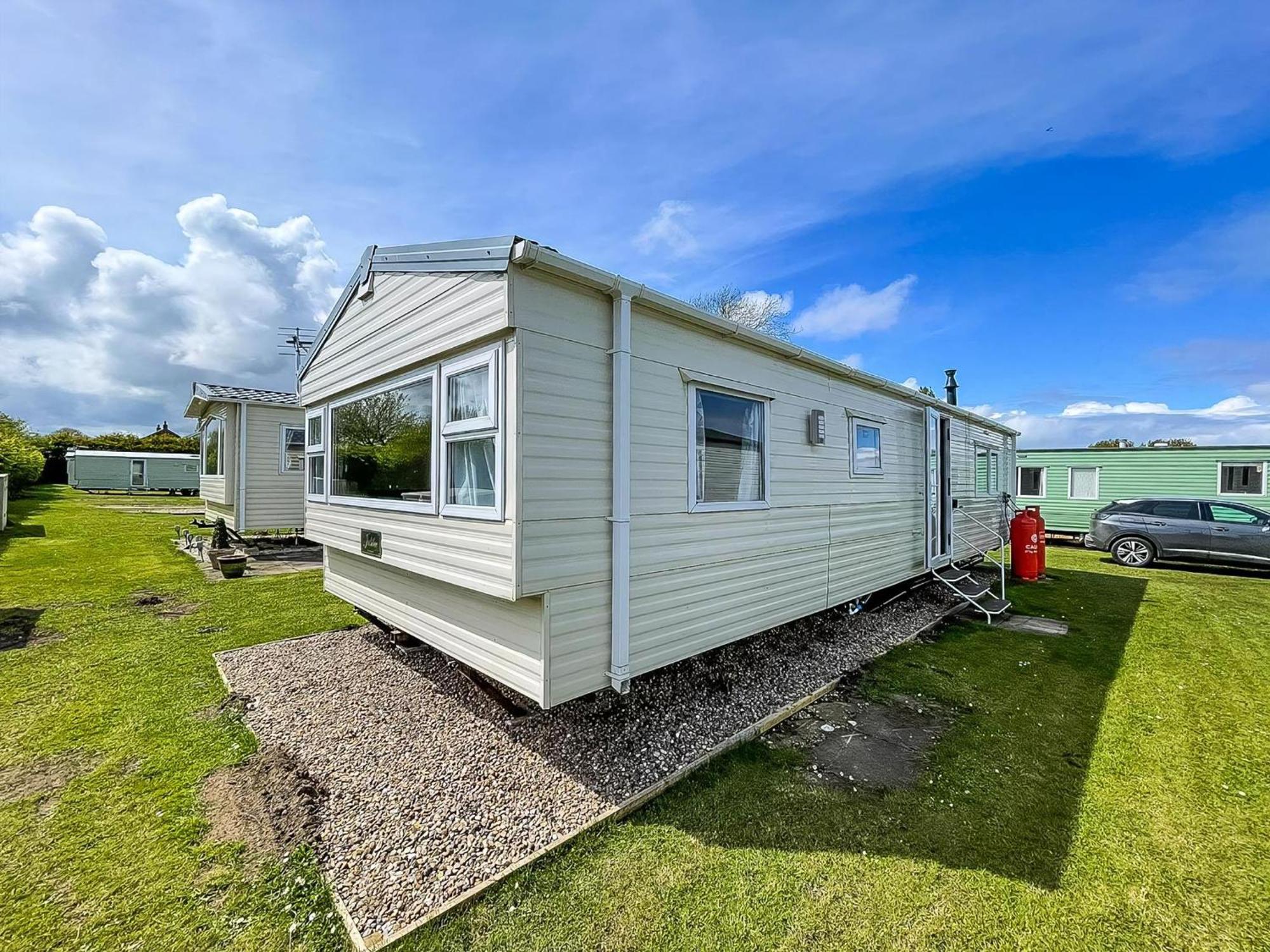 Lovely 6 Berth Caravan At Sunnydale Holiday Park Ref 35375S Louth  Exterior foto
